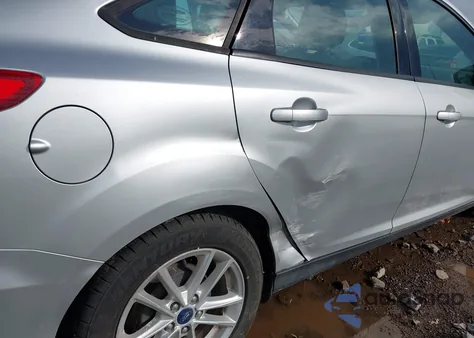 2018 Ford Focus Se from USA, damaged, VIN 1FADP3F23JL321544